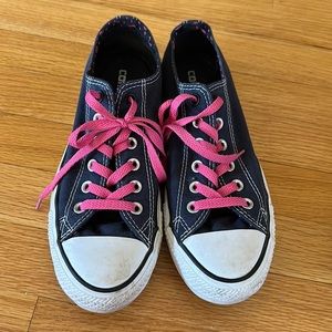 Pink and blue heart converse. Size 9.